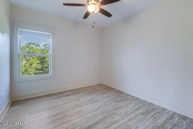 $2,950 | 238 Lovers Lane, Ocean Springs, MS 39564