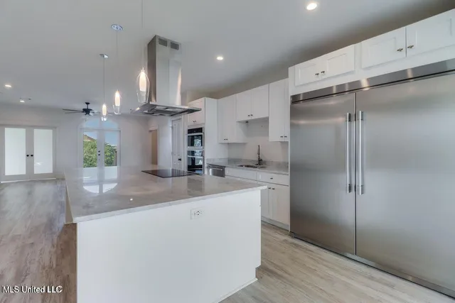 $2,950 | 238 Lovers Lane, Ocean Springs, MS 39564