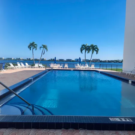 $1,650 | 1516 South Lakeside Drive, Unit 206, Lake Worth Beach, FL 33460