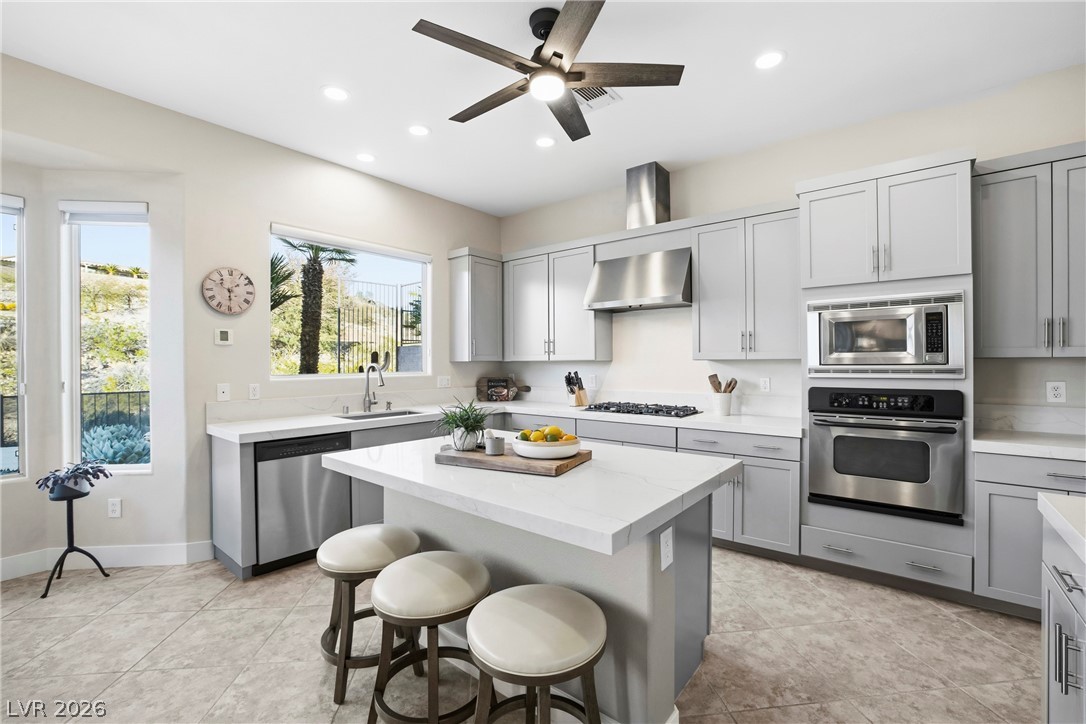 2372 Hardin Ridge Drive Henderson, NV 89052 - Photo 13 of 90