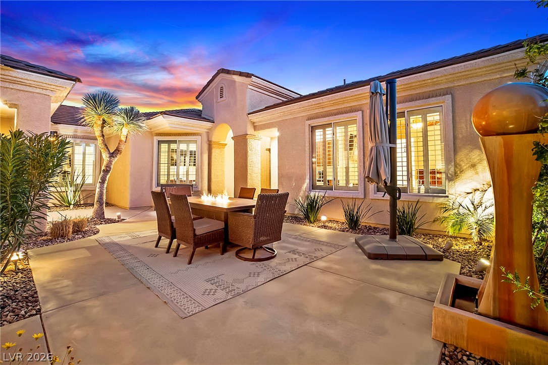 2372 Hardin Ridge Drive Henderson, NV 89052 - Photo 4 of 90