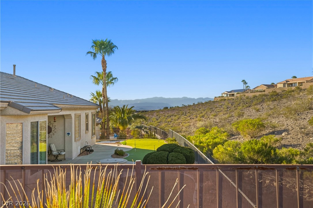 2372 Hardin Ridge Drive Henderson, NV 89052 - Photo 51 of 90