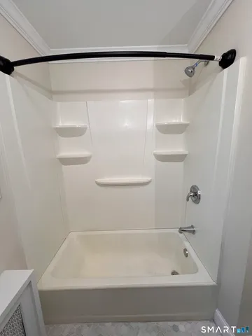 $1,995 | 60 Lincoln Avenue, Bridgeport, CT 06606