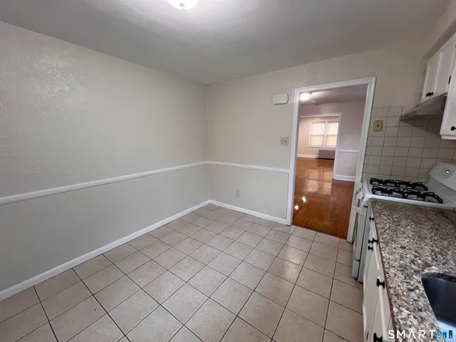 $1,995 | 60 Lincoln Avenue, Bridgeport, CT 06606