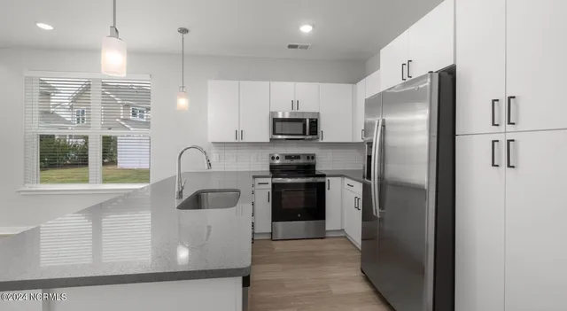 $1,870 | 8067 Purchase Place Northeast, Unit NEWPORT, Leland, NC 28451