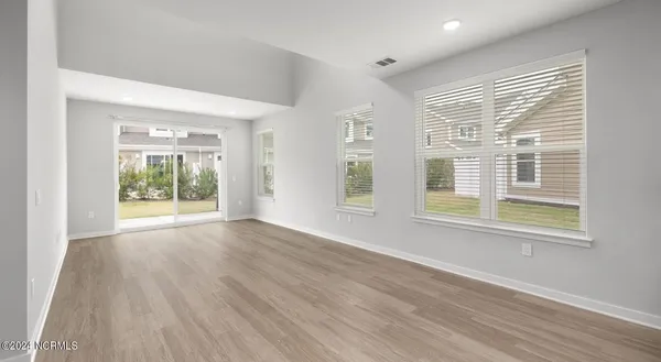 $1,945 | 8067 Purchase Place Northeast, Unit NEWPORT, Leland, NC 28451