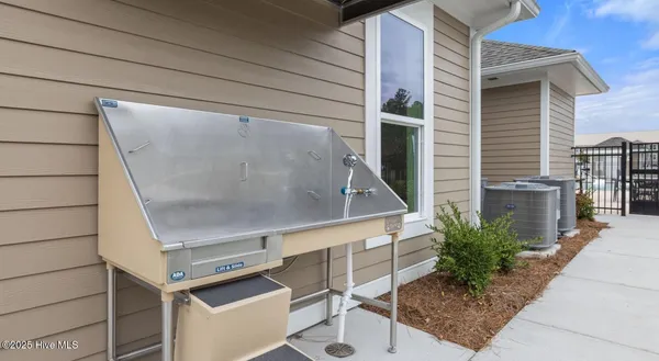 $1,945 | 8067 Purchase Place Northeast, Unit NEWPORT, Leland, NC 28451