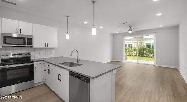 $1,945 | 8067 Purchase Place Northeast, Unit NEWPORT, Leland, NC 28451