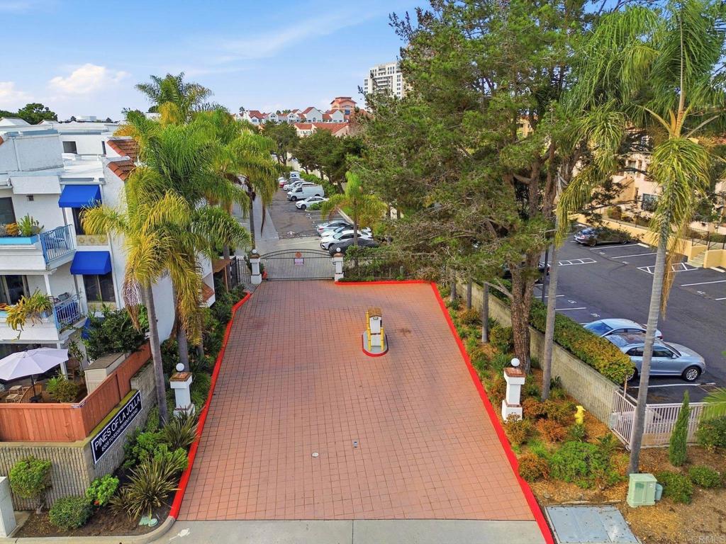 8310 Regents Road, Unit 1E San Diego, CA 92122 - Photo 29 of 31