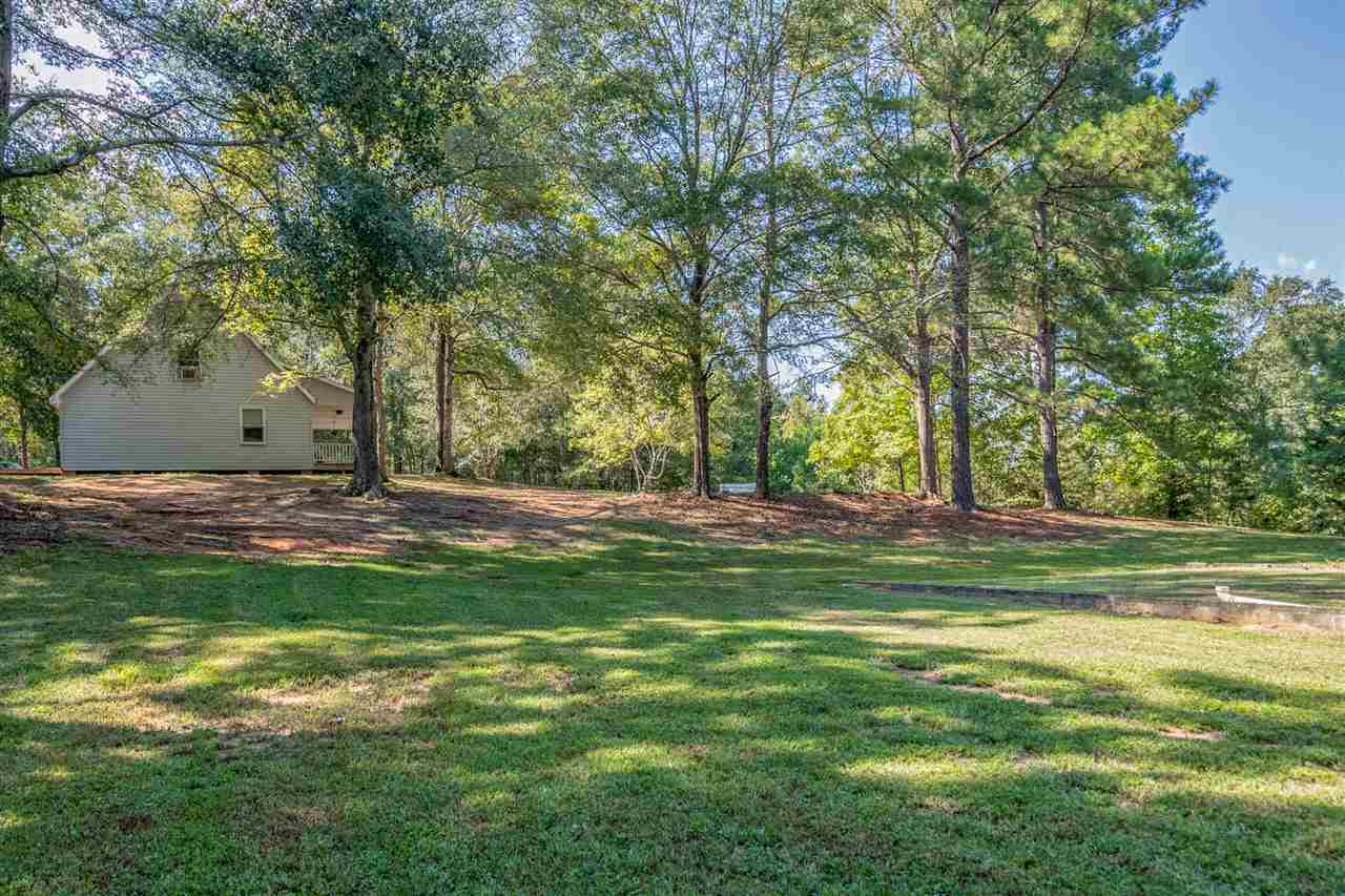 875 Fountain Inn Road Woodruff, SC 29388 - Photo 6 of 17