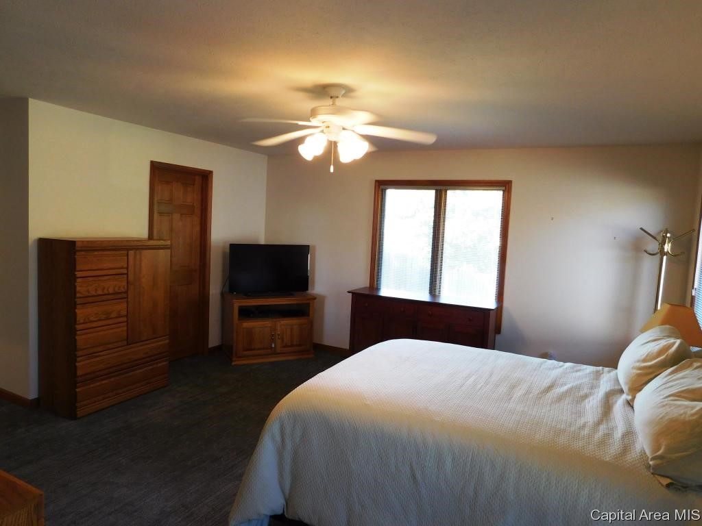 5001 Johanne Court Springfield, IL 62711 - Photo 13 of 27 Gallery Image 13