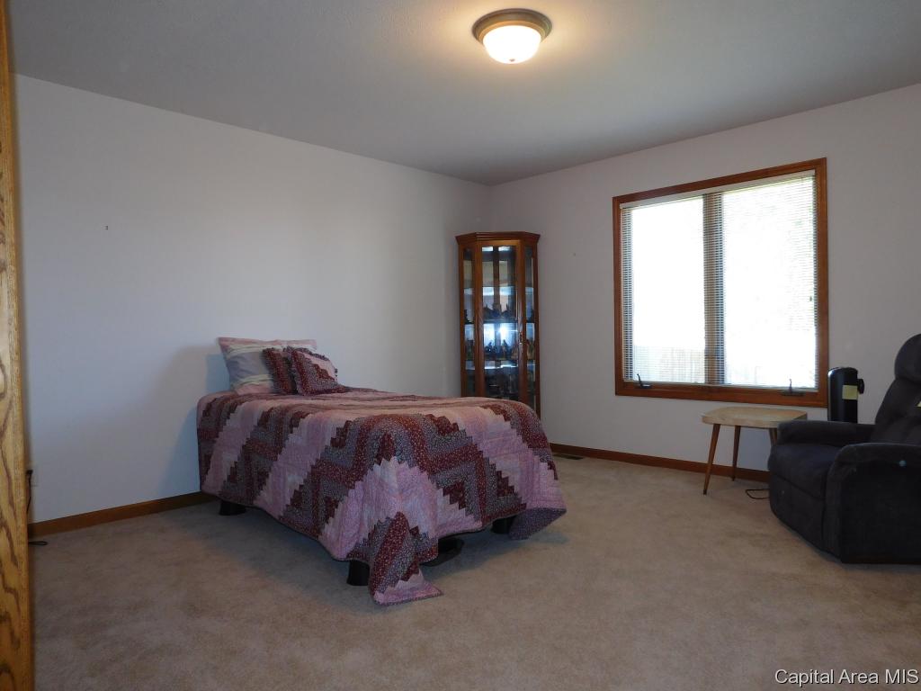 5001 Johanne Court Springfield, IL 62711 - Photo 19 of 27 Gallery Image 19