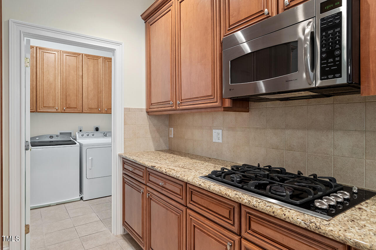 11551 Auldbury Way Raleigh, NC 27617 - Photo 14 of 38 11551 Auldbury Way_25