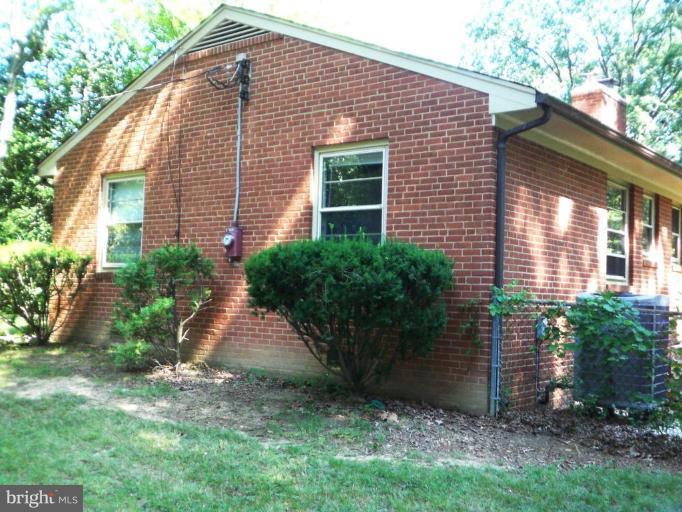 6709 Greenleaf Street Springfield, VA 22150 - Photo 10 of 10 Exterior #3
