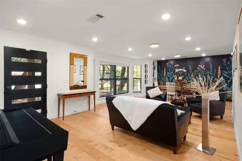 $1,690,110 | 10721 Fountainbleu Circle, Austin, TX 78750