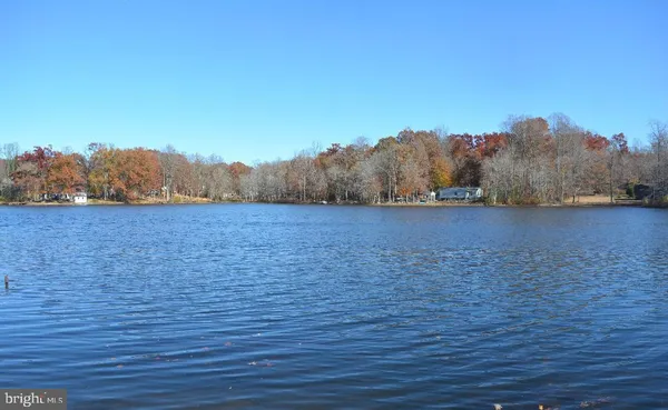 $648,500 | 1070 Lakeview Drive, Stafford, VA 22556