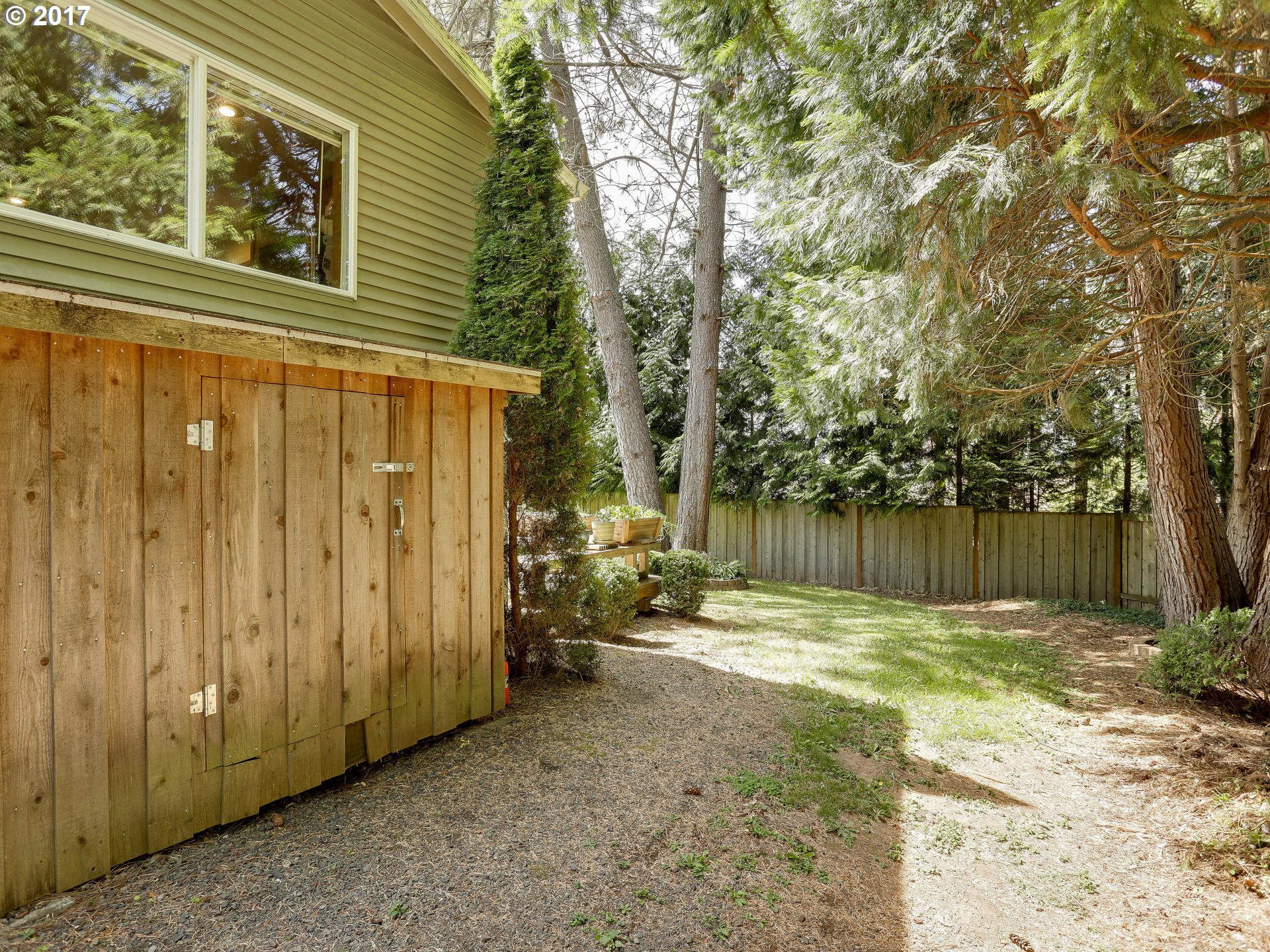 16095 Southeast Bluff Road Sandy, OR 97055 - Photo 26 of 32 Gallery Image 26