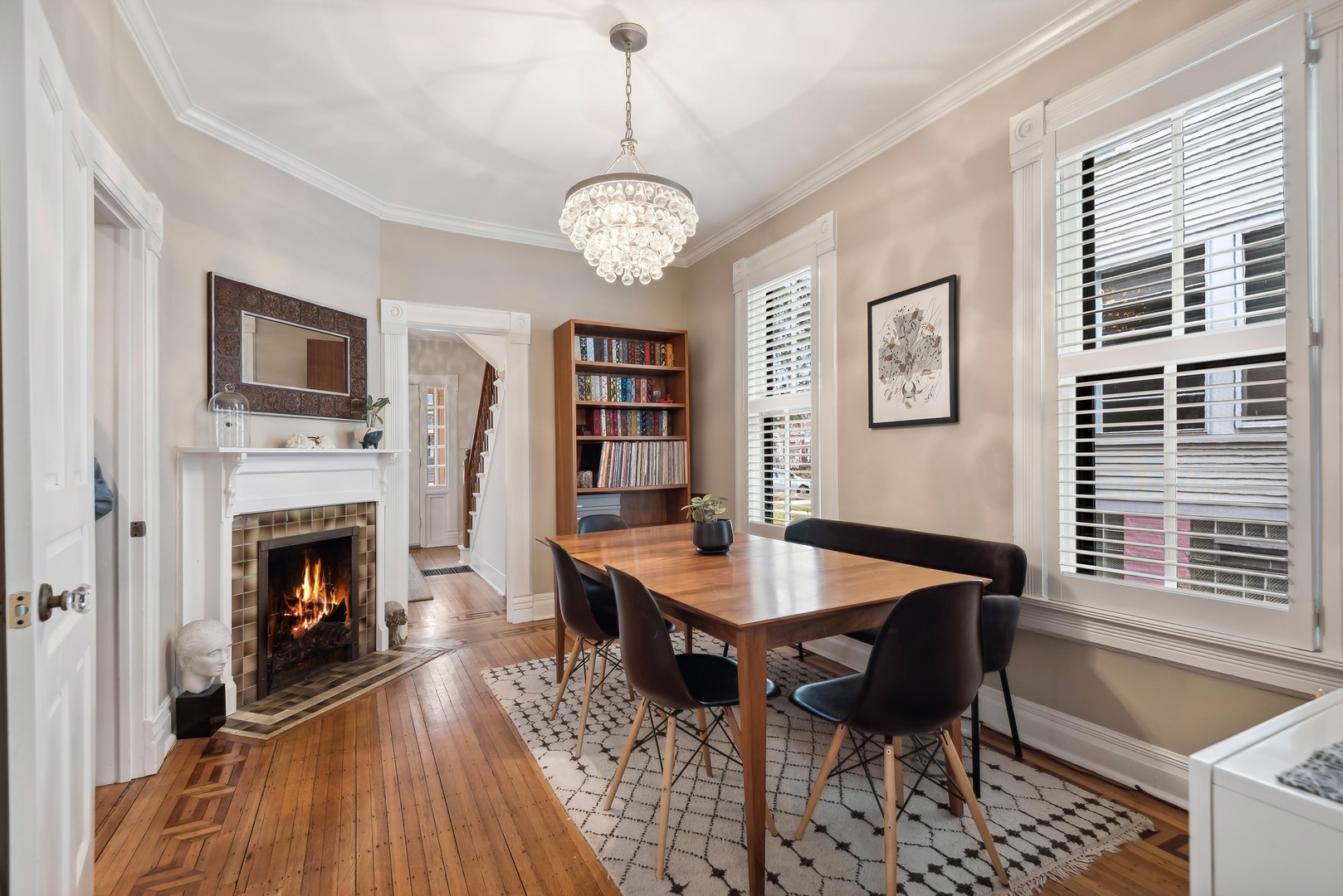 933 Maple Avenue Evanston, IL 60202 - Photo 12 of 30