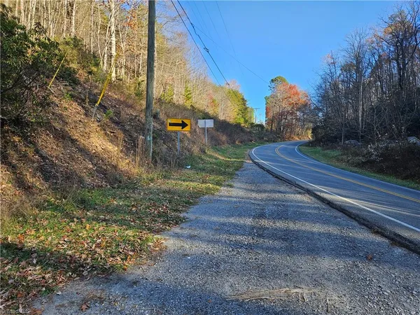 $115,000 | 3309 East Pine Street, Mount Airy, NC 27030
