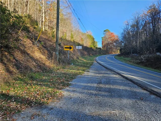 $115,000 | 3309 East Pine Street, Mount Airy, NC 27030