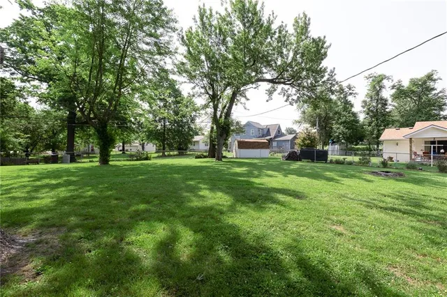 $235,000 | 5217 North Walrond Avenue, Kansas City, MO 64119