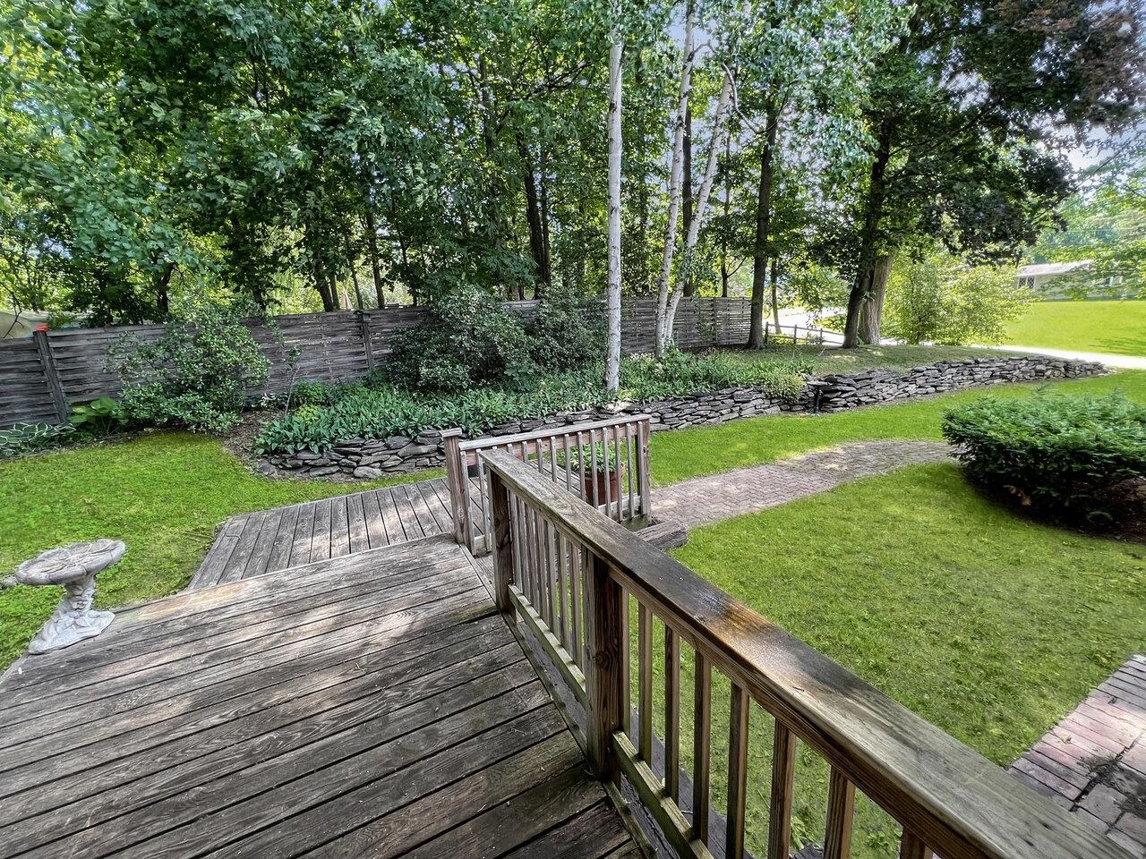 379 Pinehurst Drive Shelburne, VT 05482 - Photo 17 of 21