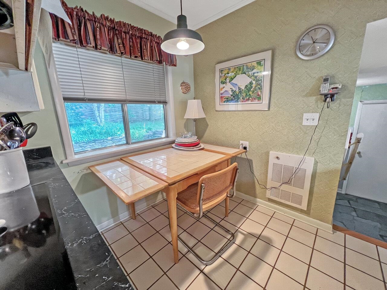 379 Pinehurst Drive Shelburne, VT 05482 - Photo 6 of 21