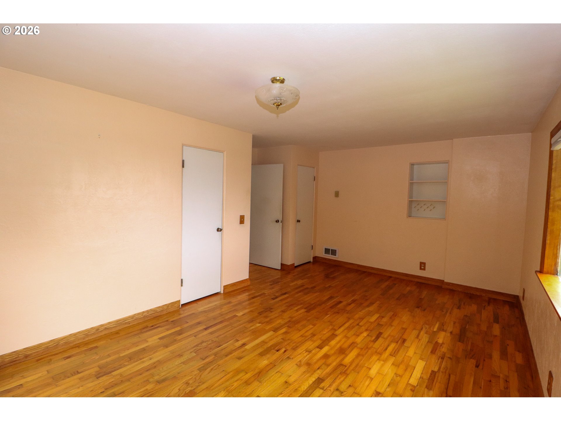 1338 D Street Coos Bay, OR 97420 - Photo 17 of 48