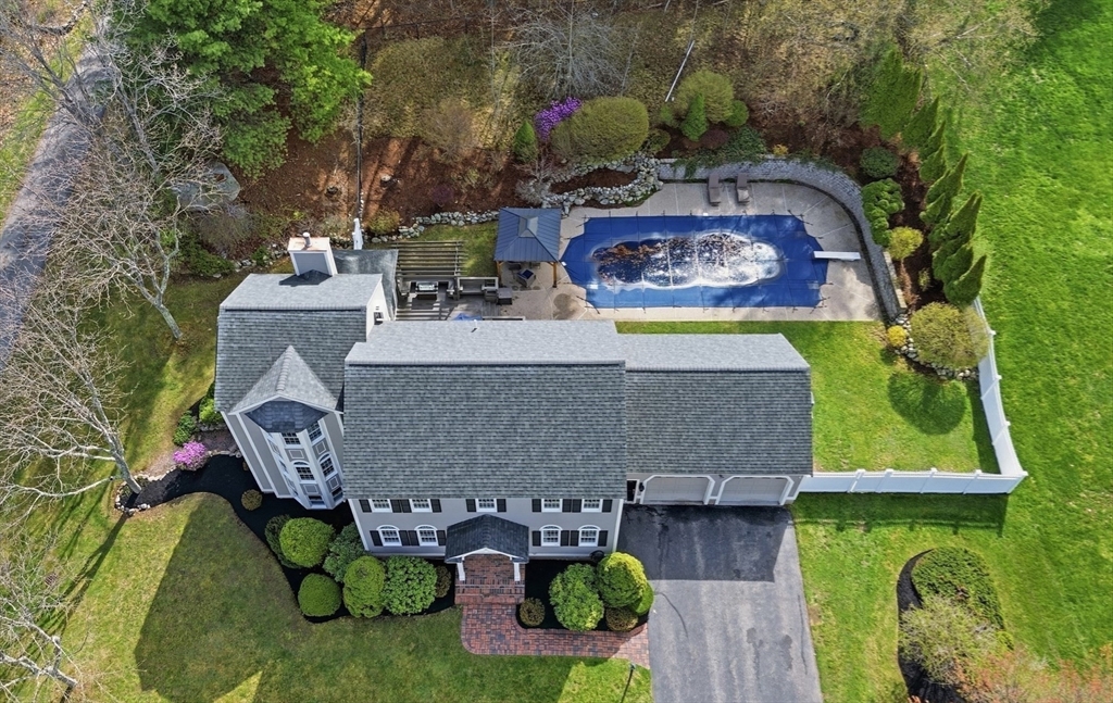 18 Chicory Road, Unit 18 Westford, MA 01886 - Photo 3 of 33 Gallery Image 3
