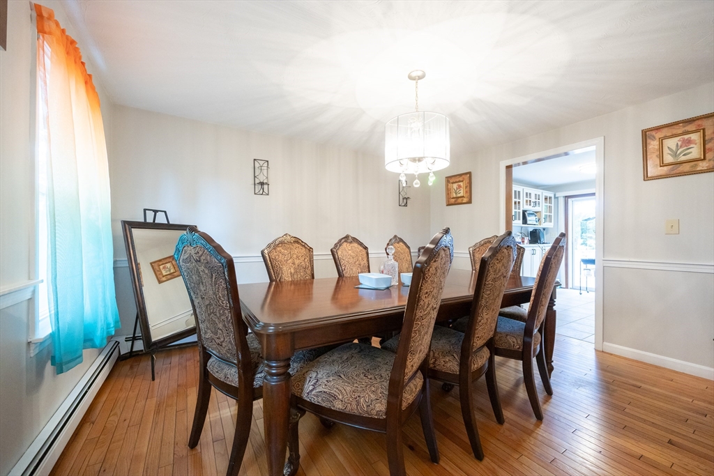154 Erin Road East Taunton, MA 02718 - Photo 15 of 42