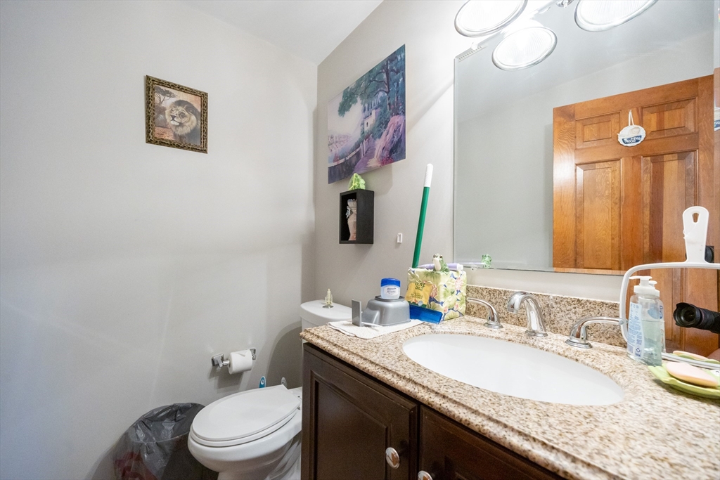 154 Erin Road East Taunton, MA 02718 - Photo 17 of 42