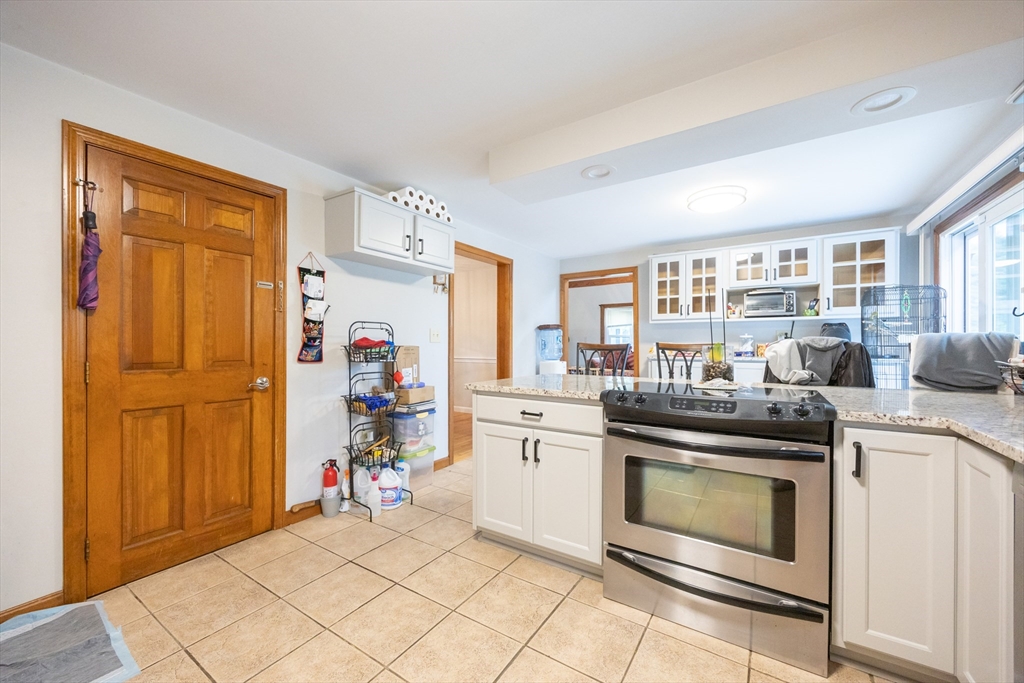 154 Erin Road East Taunton, MA 02718 - Photo 19 of 42