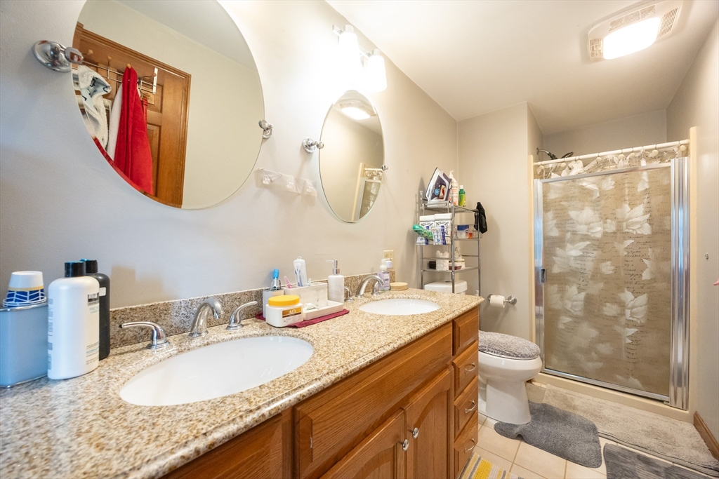 154 Erin Road East Taunton, MA 02718 - Photo 34 of 42