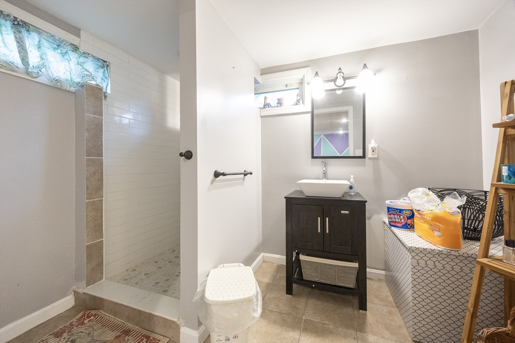 154 Erin Road East Taunton, MA 02718 - Photo 36 of 42