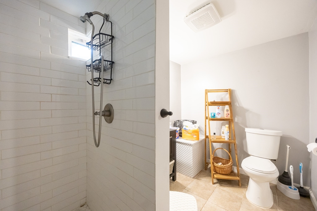 154 Erin Road East Taunton, MA 02718 - Photo 37 of 42
