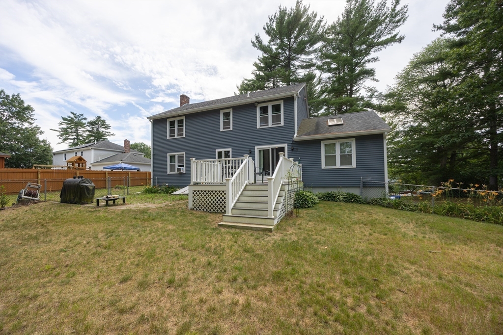 154 Erin Road East Taunton, MA 02718 - Photo 6 of 42