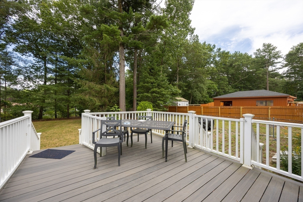 154 Erin Road East Taunton, MA 02718 - Photo 8 of 42