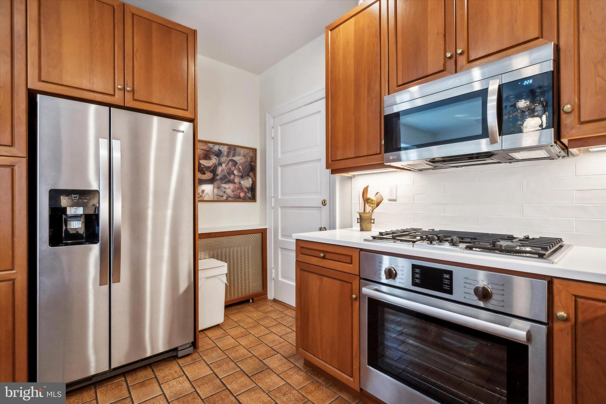 412 Wister Road Wynnewood, PA 19096 - Photo 18 of 35