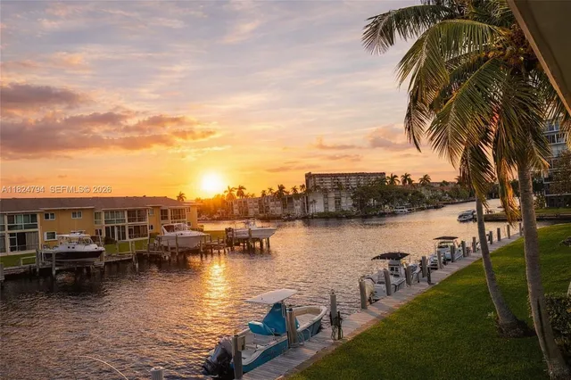 $283,000 | 930 Southeast 9th Avenue, Unit 11, Pompano Beach, FL 33060