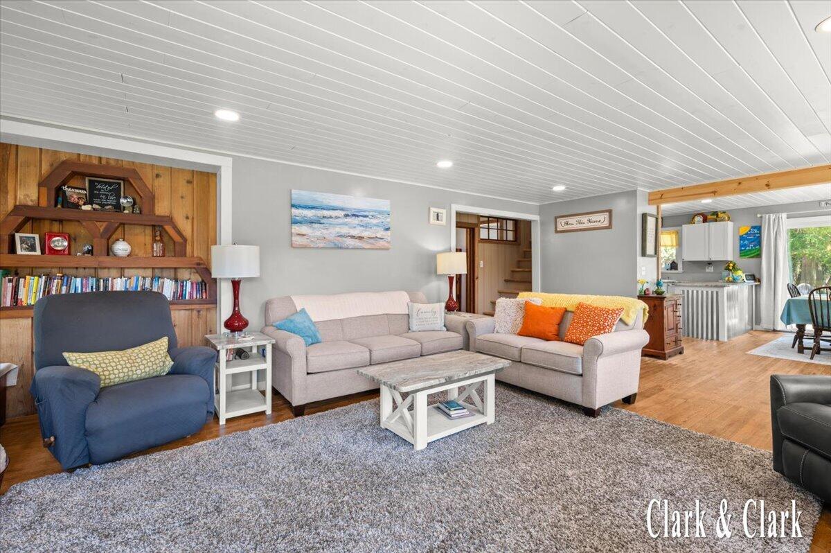 35965 South Humms Road Drummond Island, MI 49726 - Photo 19 of 73 070-INTERIOR 04A