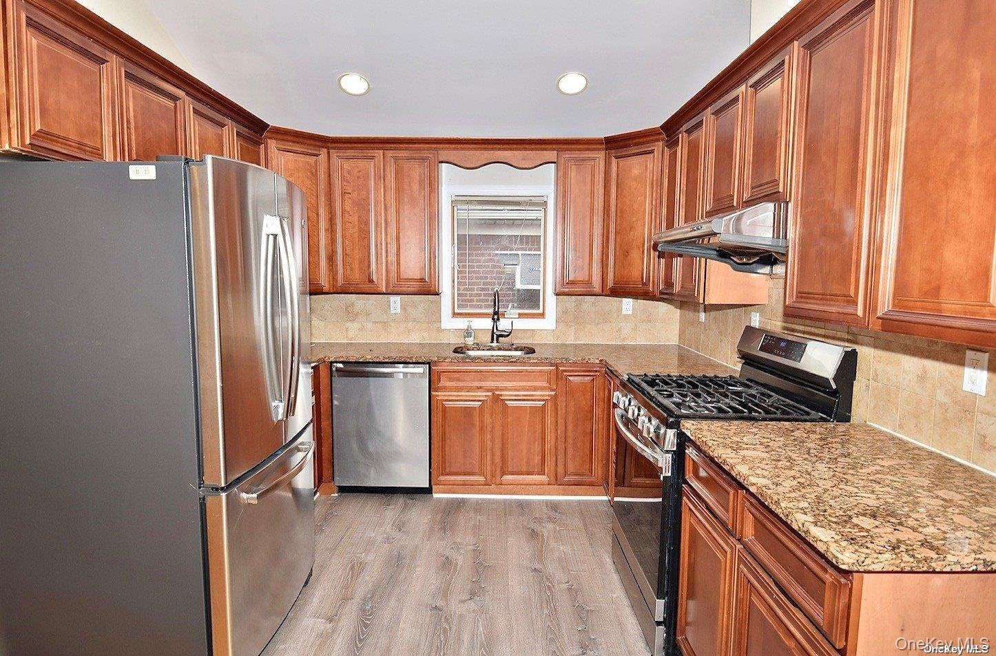 154-36 20th Road Queens, NY 11357 - Photo 2 of 27