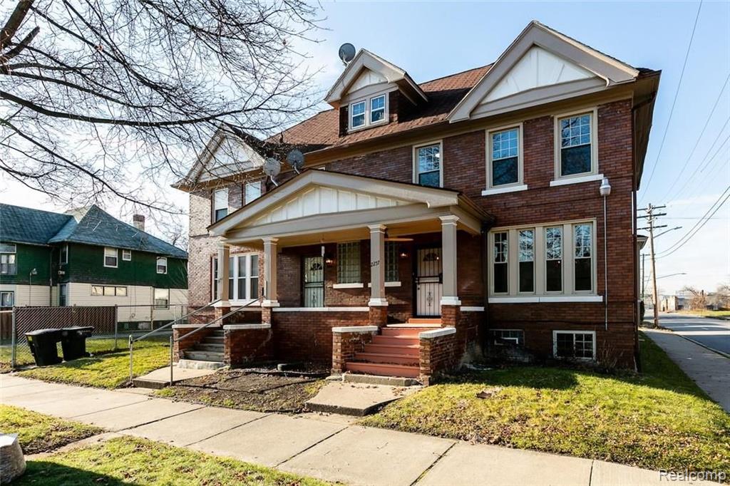 2257 Helen Street Detroit, MI 48207 - Photo 3 of 15