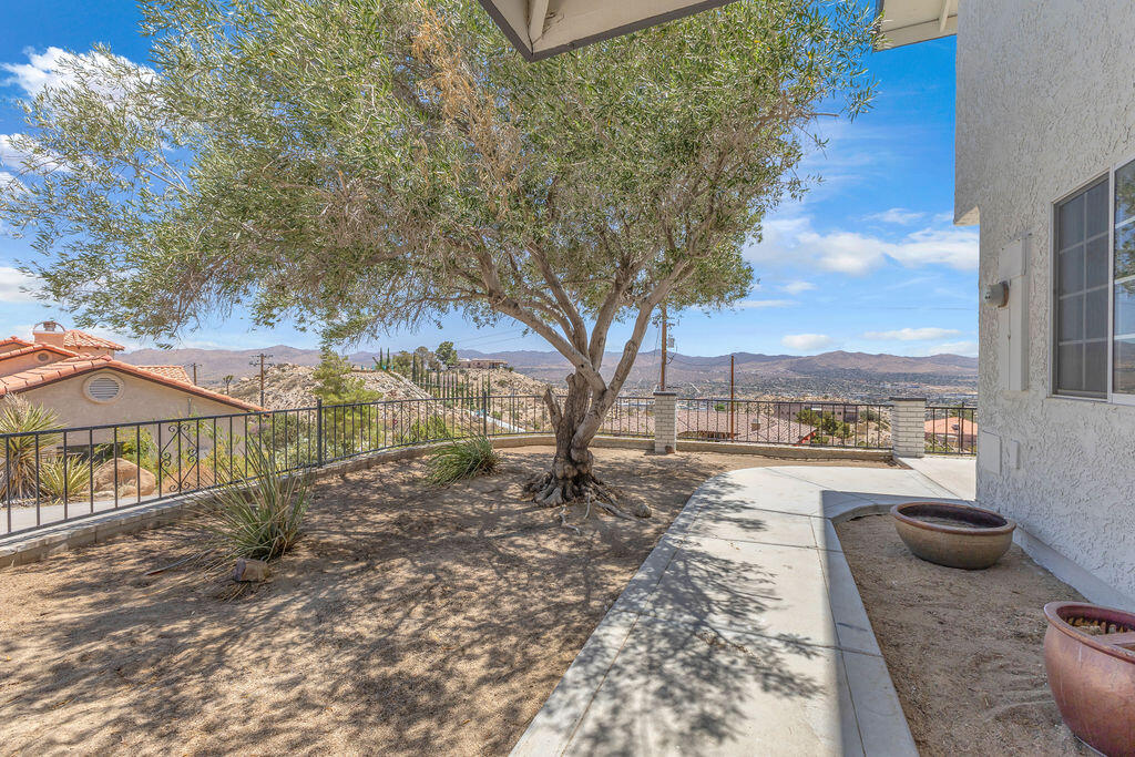 57494 Bandera Road Yucca Valley, CA 92284 - Photo 63 of 82 IMG_5231