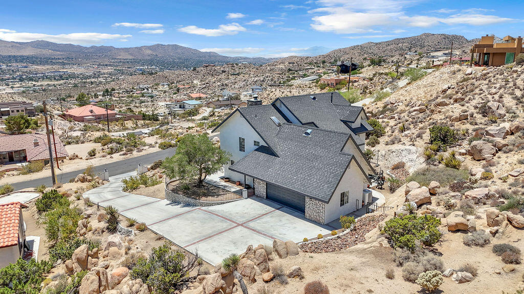 57494 Bandera Road Yucca Valley, CA 92284 - Photo 80 of 82 PhotoJul032025,125817PM(1)