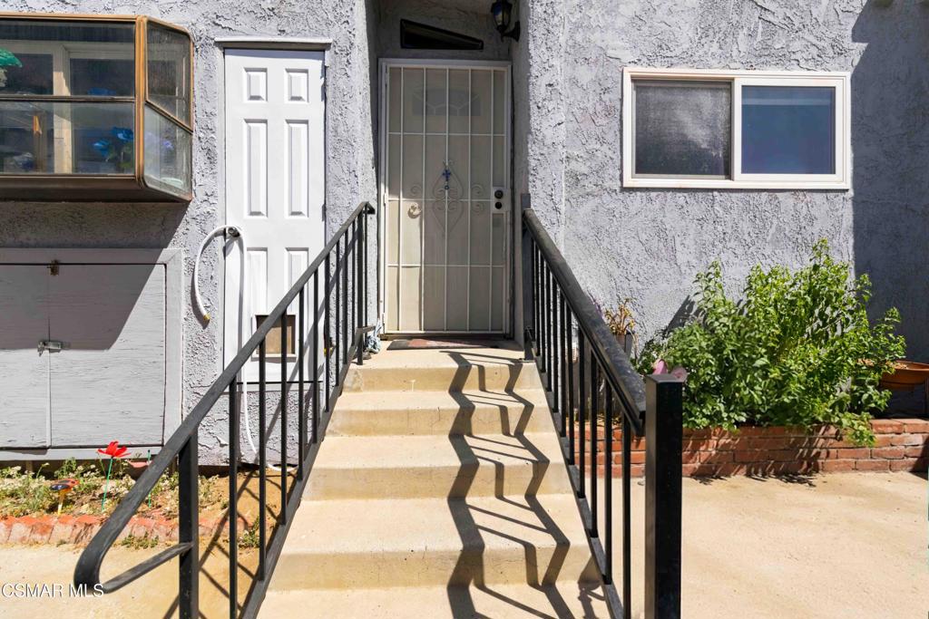 6416 Katherine Road, Unit C Simi Valley, CA 93063 - Photo 14 of 52 Gallery Image 14