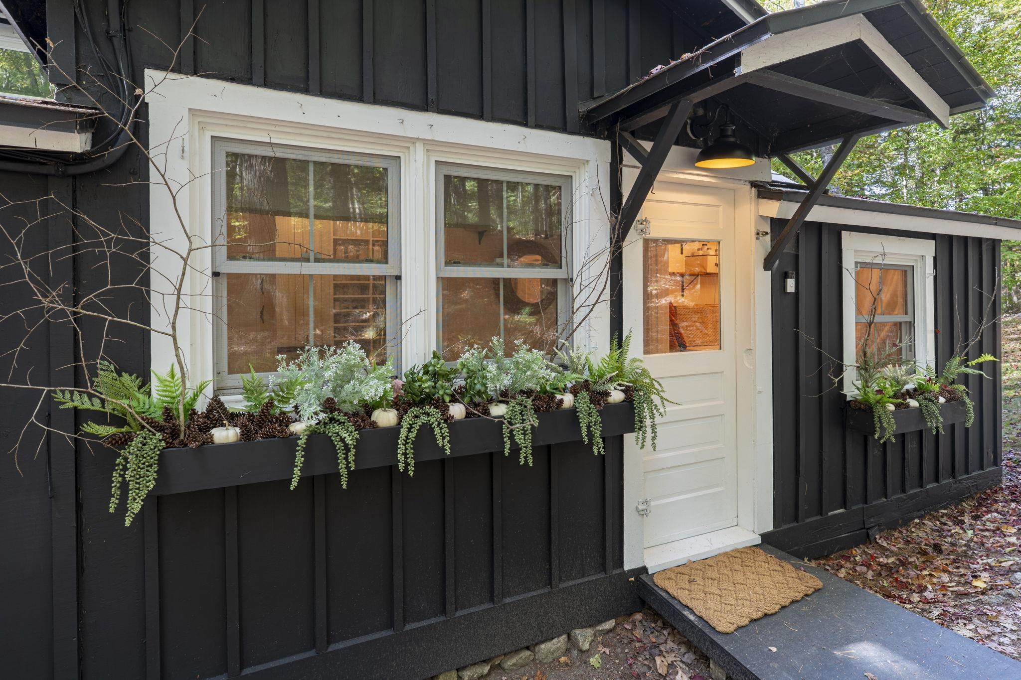 62 County Road Hillsborough, NH 03244 - Photo 10 of 47