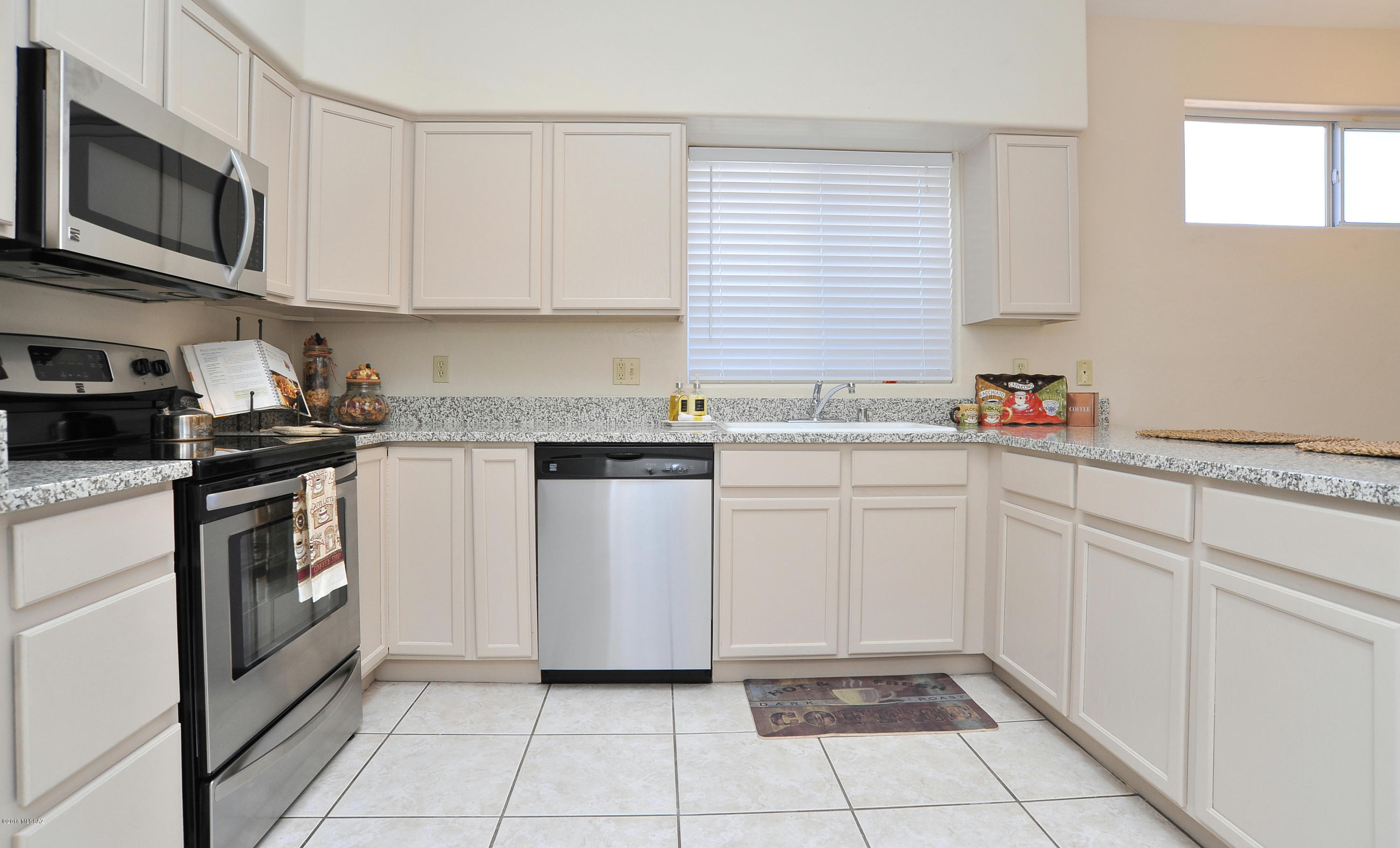 11264 North Sawtooth Road Tucson, AZ 85737 - Photo 19 of 43