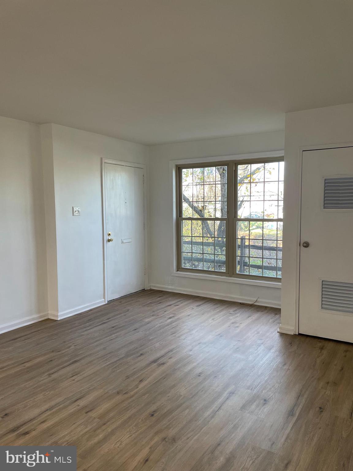 441 Tomlinson Road, Unit J10 Philadelphia, PA 19116 - Photo 7 of 26 Gallery Image 7