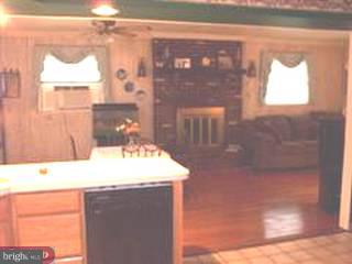 37 Edward Road Hatboro, PA 19040 - Photo 3 of 5