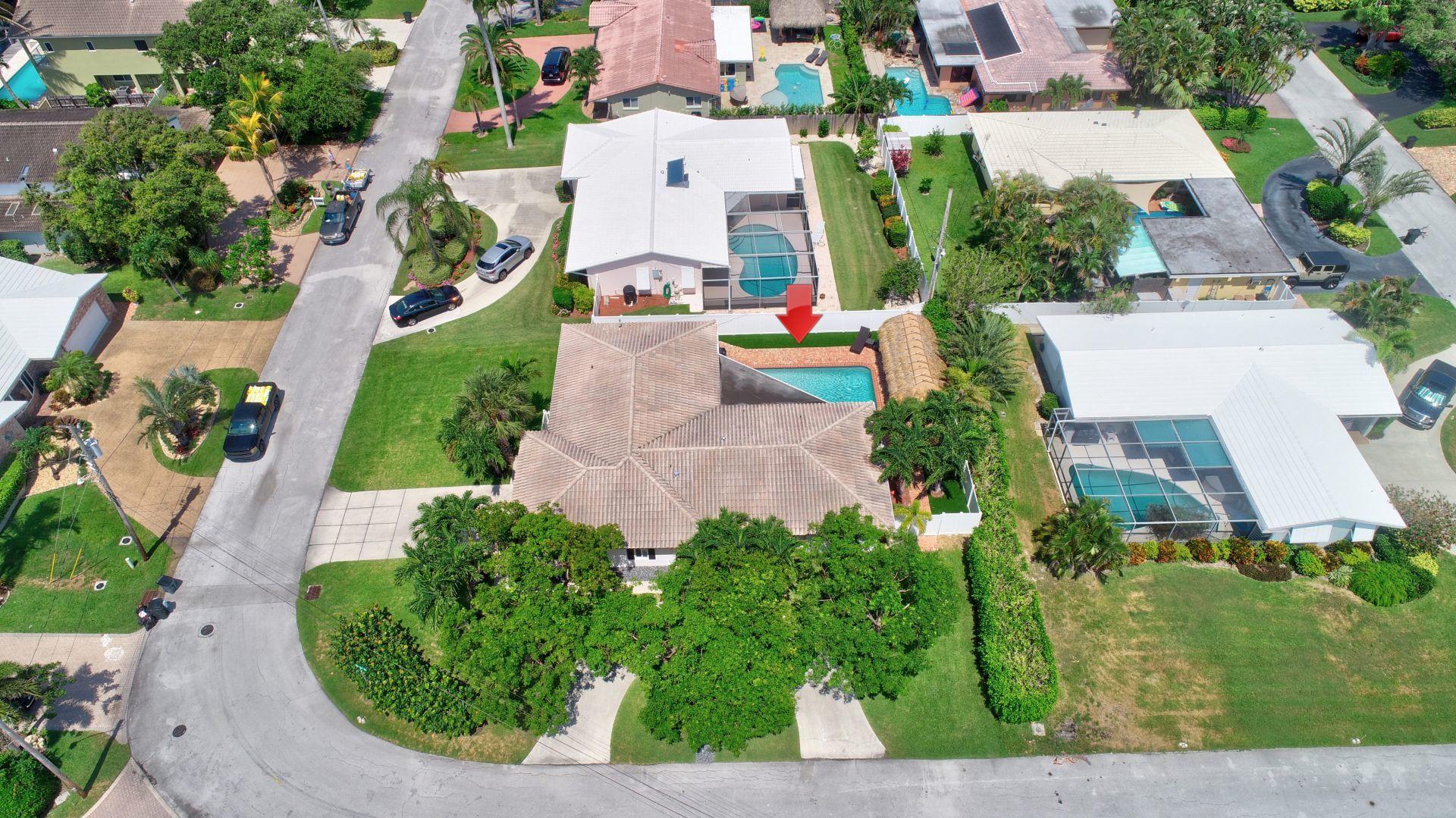 2879 Northeast 33rd Street Lighthouse Point, FL 33064 - Photo 3 of 39 2879 NE 33rd St